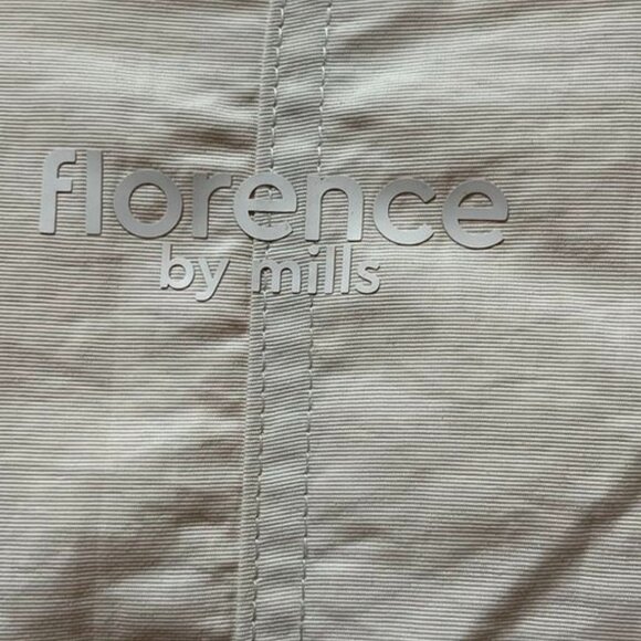 Florence by Mills Oversize Quilted Bomber Jacket Whitecap Grey XS NWT - Picture 14 of 16